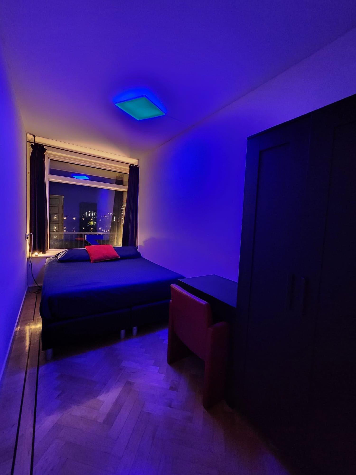 Compact furnished room near Noord Metro