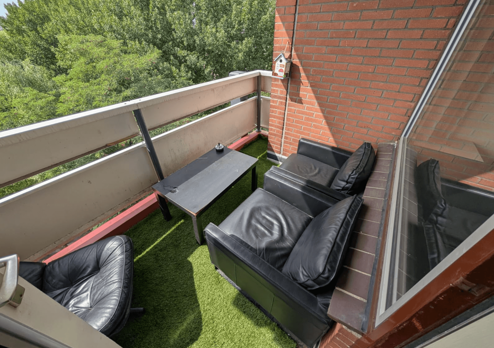 Spacious room with balcony — Amsterdam Noord