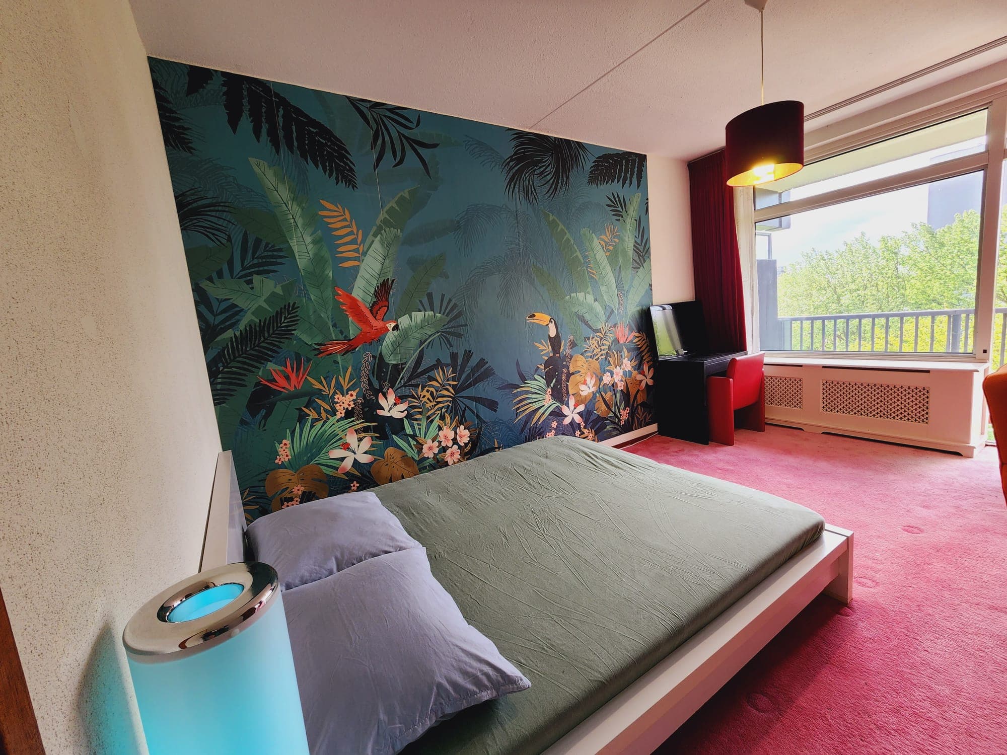 Premium room with balcony — Amsterdam Noord — photo 2